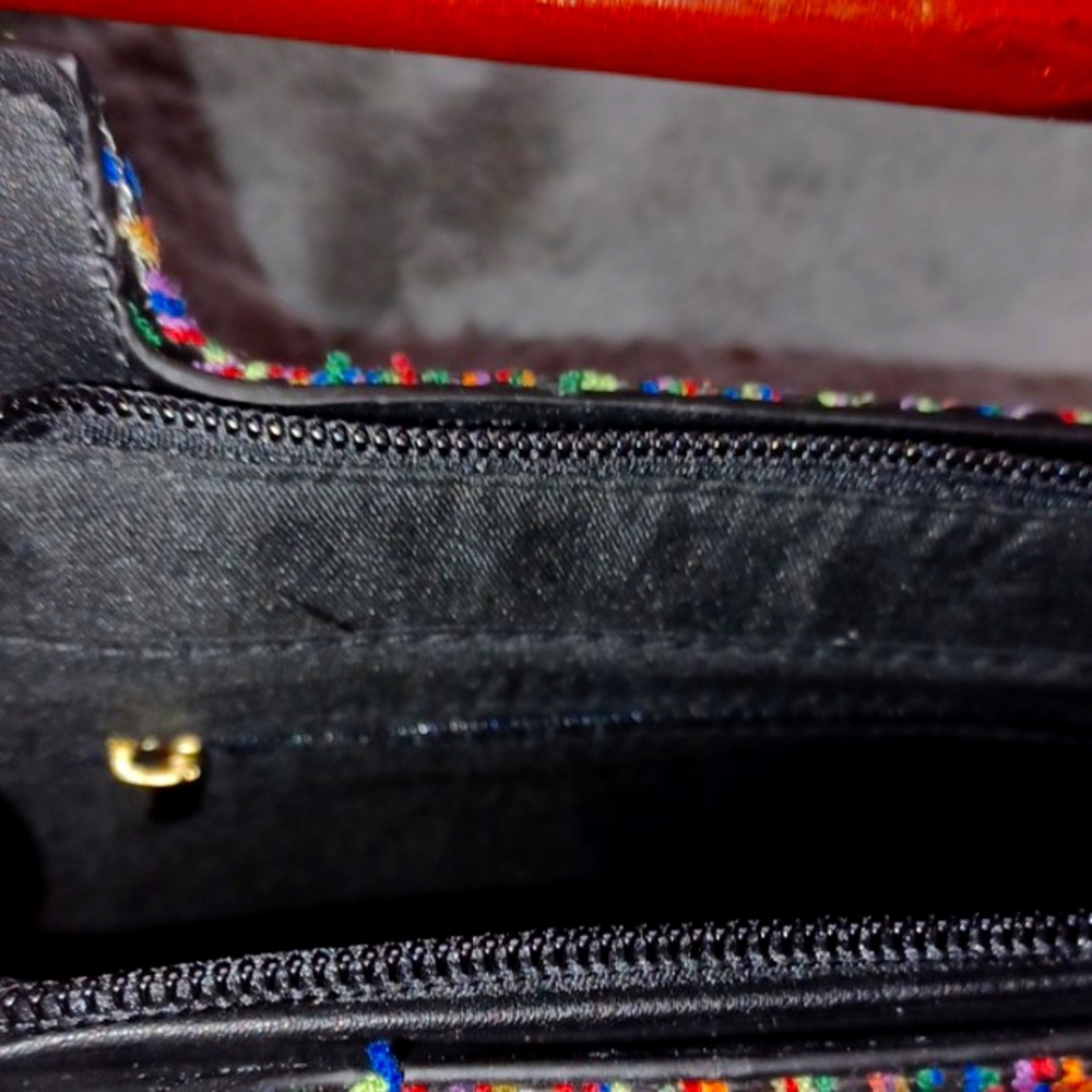 🎉🌈 Woven Threads Handbag🎀 - Picture 6 of 9